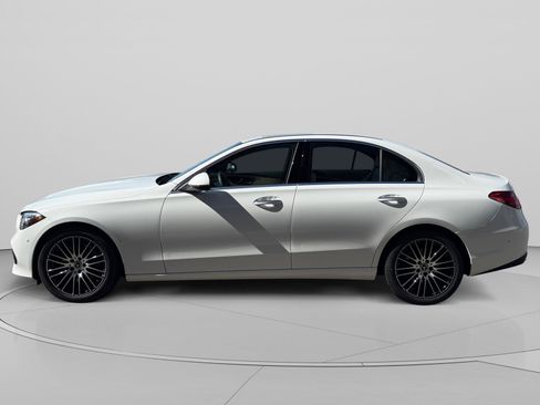 Certified 2025 Mercedes-Benz C 300 4MATIC Sedan image 2