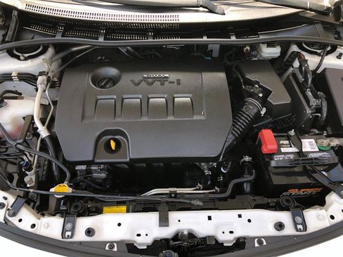 Used 2011 Toyota Corolla LE FWD image 26