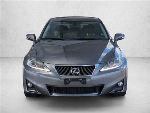 Used 2013 Lexus IS 250 w/ Premium Pkg Value Edition RWD image 2