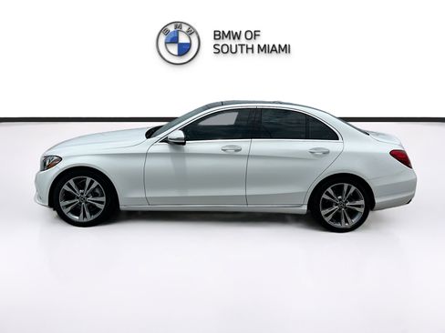 Used 2017 Mercedes-Benz C 300 Sedan image 4