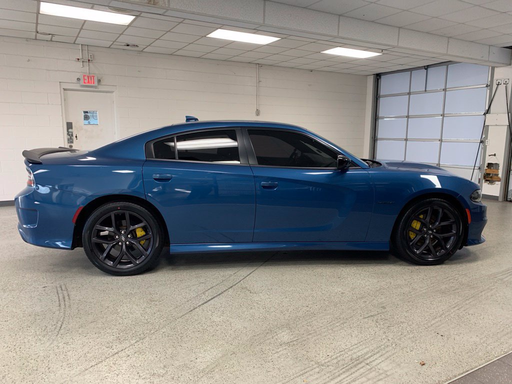 Certified 2022 Dodge Charger R/T w/ Blacktop Package RWD image 8