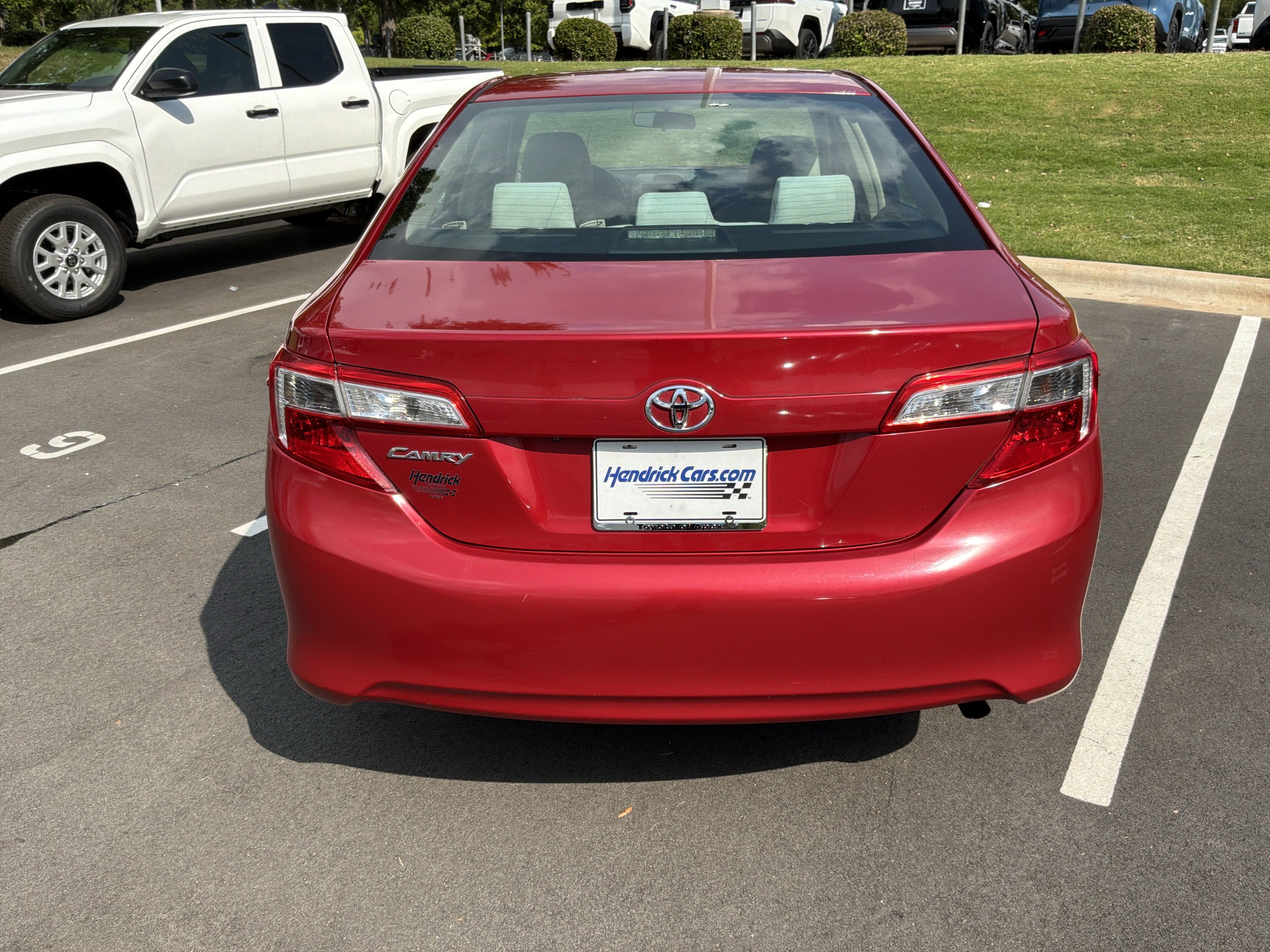 Used 2014 Toyota Camry FWD image 9