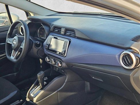 Used 2024 Nissan Versa SV FWD image 21