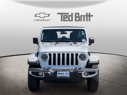 Used 2021 Jeep Wrangler Unlimited Sahara w/ LED Lighting Group AWD/4WD image 2