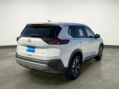 Used 2023 Nissan Rogue SV image 8