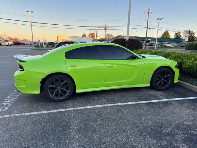 Used 2019 Dodge Charger R/T w/ Blacktop Package RWD image 3