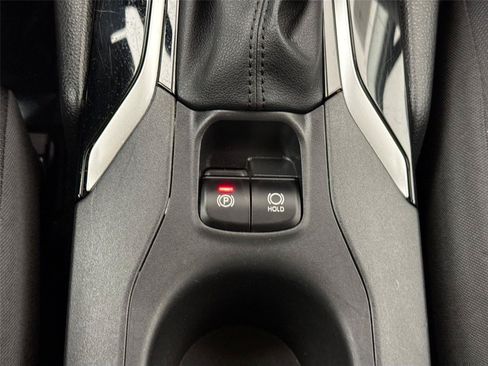 Certified 2023 Toyota Corolla Cross LE FWD image 27