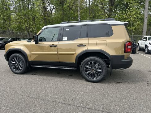 New 2026 Toyota Land Cruiser AWD/4WD image 17