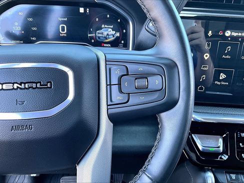 Used 2024 GMC Sierra 3500 Denali w/ Denali Reserve Package AWD/4WD image 21