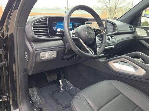 Used 2025 Mercedes-Benz GLS 450 4MATIC image 27