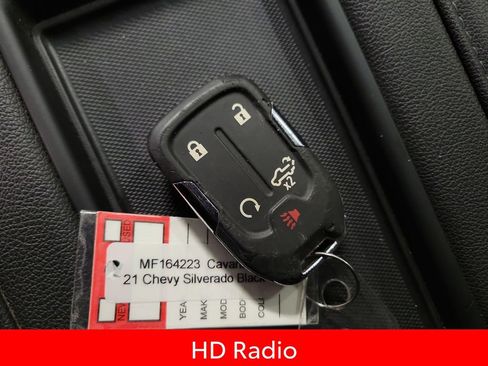 Used 2021 Chevrolet Silverado 2500 LTZ w/ LTZ Plus Package image 18