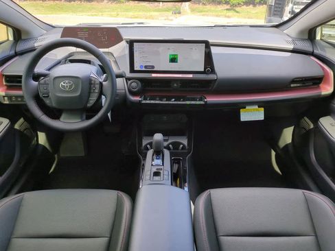 Used 2026 Toyota Prius Plug-In Hybrid FWD image 14