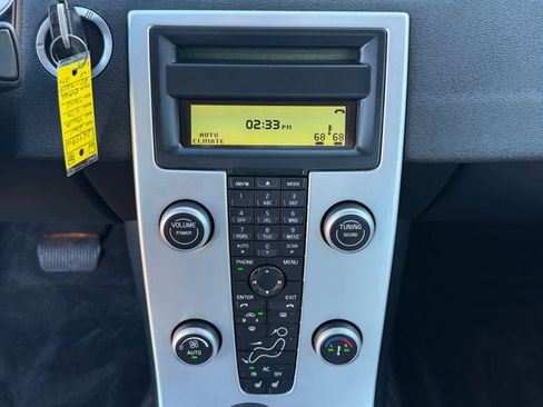 Used 2011 Volvo C70 T5 image 13