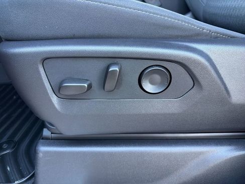 Used 2025 Chevrolet Silverado 2500 LT image 14