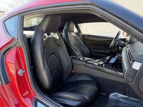 Used 2022 Toyota Supra image 9