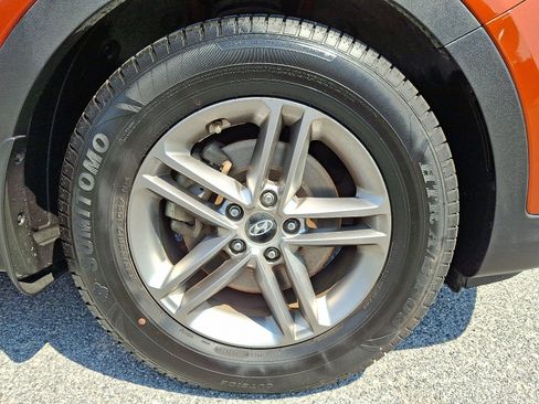 Used 2018 Hyundai Santa Fe Sport w/ 2.4L Tech Package 04 FWD image 8