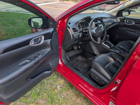 Used 2018 Nissan Sentra SL w/ Protection Package FWD image 9