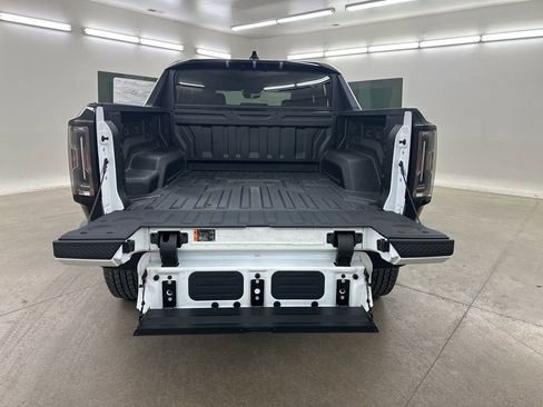 New 2026 GMC Hummer EV 4x4 Crew Cab image 27