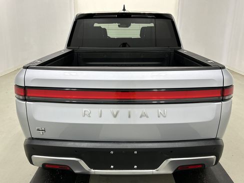 Used 2024 Rivian R1T Adventure Dual AWD/4WD image 4