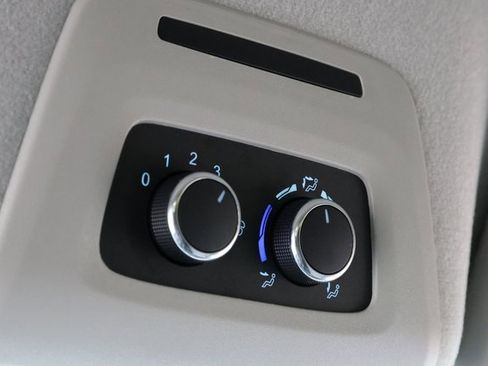 Certified 2025 Ford Transit 350 XL image 25