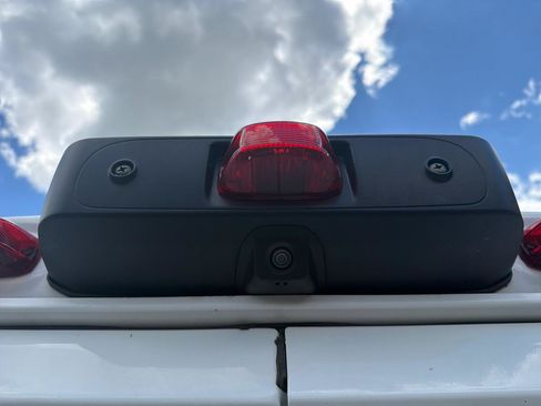 Used 2023 RAM ProMaster 2500 w/ Convenience Group FWD image 19