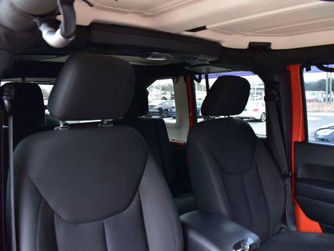 Used 2015 Jeep Wrangler Unlimited Sport w/ Quick Order Package 24S image 17