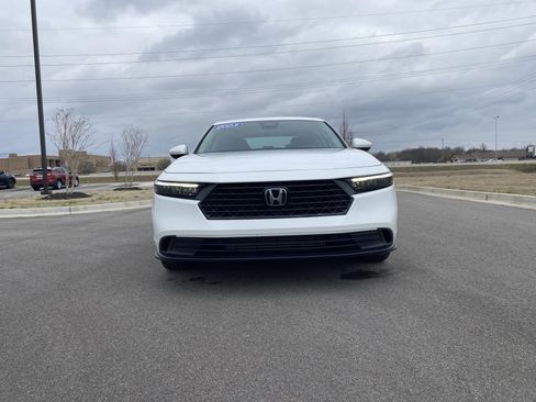 Certified 2023 Honda Accord LX image 8