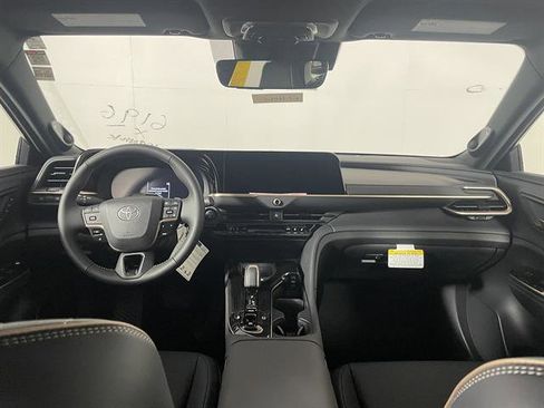 New 2026 Toyota Crown Platinum AWD/4WD image 12