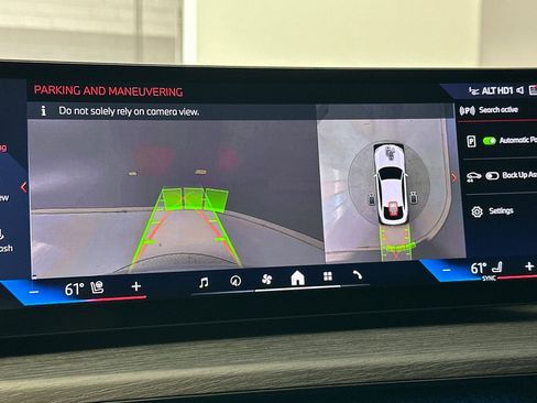Certified 2025 BMW i4 eDrive40 w/ M Sport Package RWD image 25