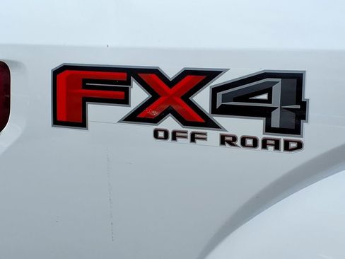 Used 2019 Ford F150 XLT w/ Equipment Group 301A Mid AWD/4WD image 10