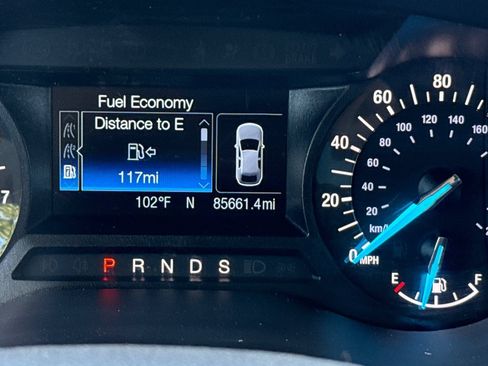 Used 2015 Ford Fusion SE FWD image 36