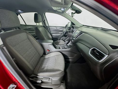 Used 2023 Chevrolet Equinox LT image 32