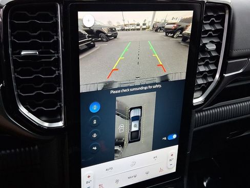 Certified 2025 Ford Ranger Lariat w/ FX4 Off-Road Package image 19