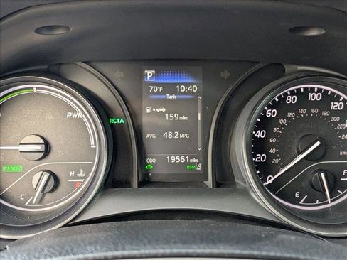 Used 2022 Toyota Camry SE image 10