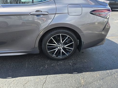 Certified 2022 Toyota Camry SE w/ Cold Weather Package image 4