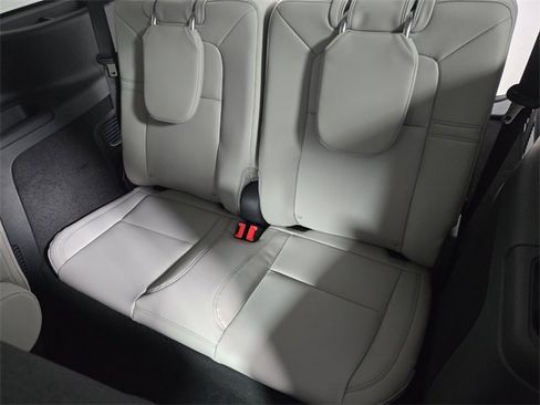 New 2026 Lincoln Aviator 2WD image 15