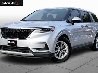 Used 2023 Kia Carnival LX video 1