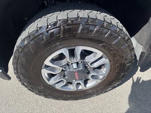 Used 2022 GMC Sierra 2500 AT4 w/ Gooseneck/5TH Wheel Package AWD/4WD image 44