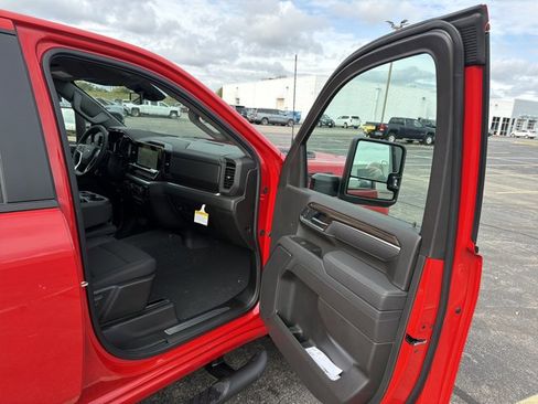 New 2026 Chevrolet Silverado 2500 LT w/ Trail Boss Package image 28