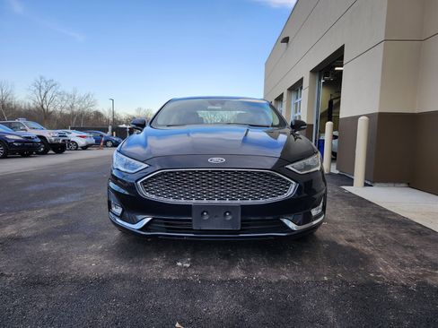 Used 2020 Ford Fusion Titanium image 31