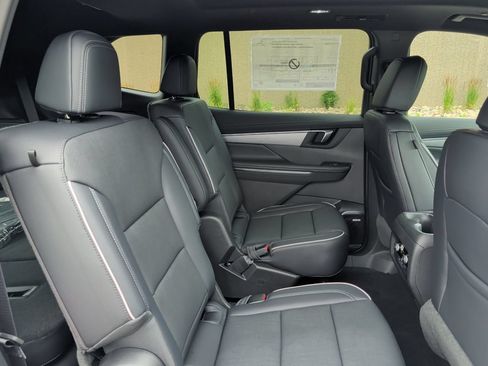 New 2026 Buick Enclave Preferred w/ Power Package AWD/4WD image 40