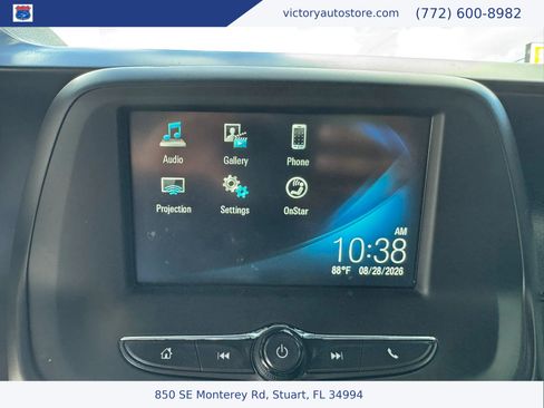 Used 2018 Chevrolet Camaro LT RWD image 21