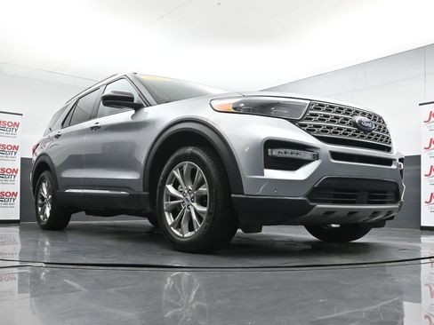 Used 2023 Ford Explorer Limited image 37