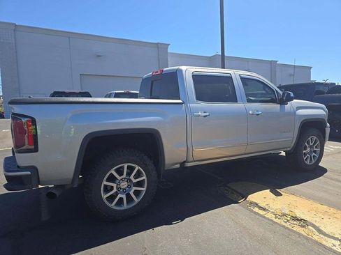 Used 2018 GMC Sierra 1500 Denali AWD/4WD image 4