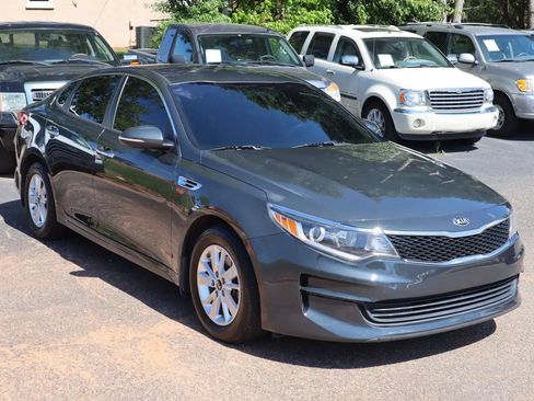 Used 2016 Kia Optima LX FWD image 3