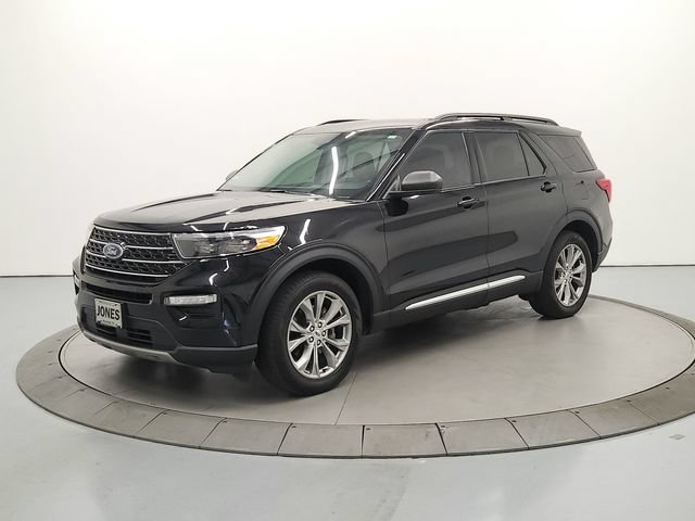 Used 2023 Ford Explorer XLT w/ Equipment Group 202A RWD image 4
