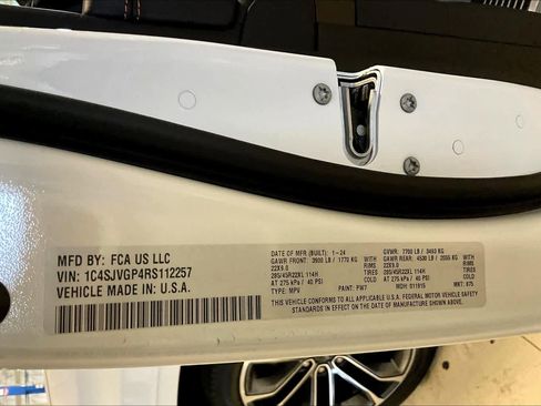 Used 2024 Jeep Grand Wagoneer Series III w/ Rear Seat Video Group 1 image 32