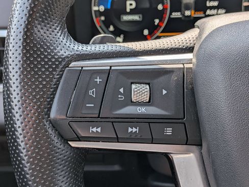 Used 2024 Mitsubishi Outlander SEL FWD image 18