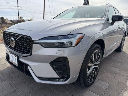 Used 2023 Volvo XC60 B5 Plus w/ Protection Package Premier AWD/4WD image 6