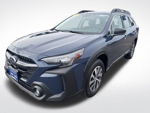 Certified 2025 Subaru Outback image 3